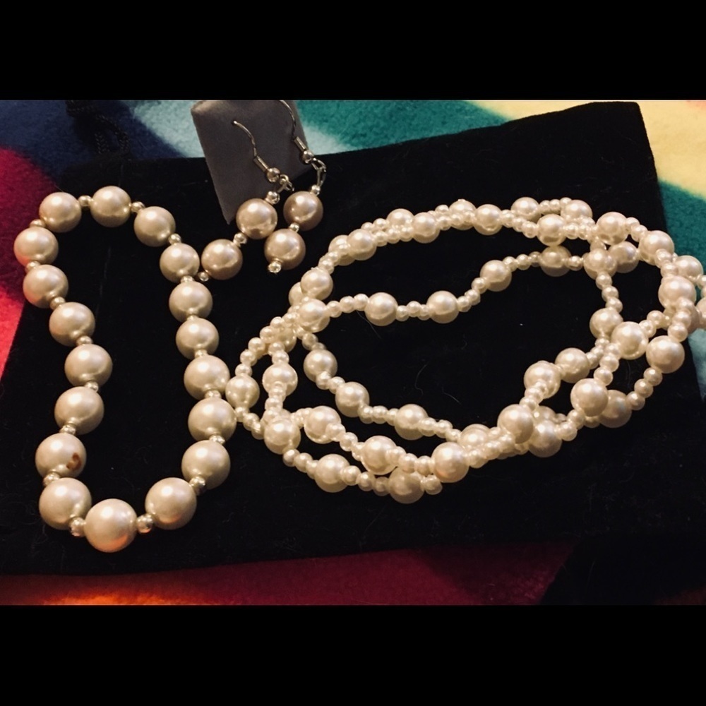 Ginsburg Style, 3set Unique Pearl Items